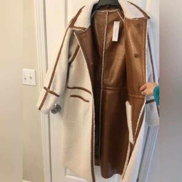2 in 1 Reversible Coat: Brown Leather and Off-White Sherpa / Teddy - Picture 12 of 13